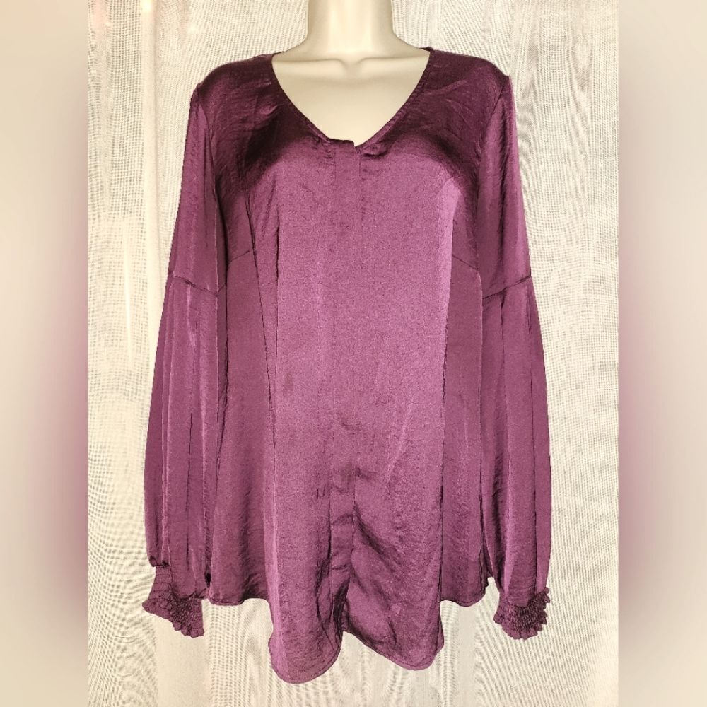 Cabi top size medium